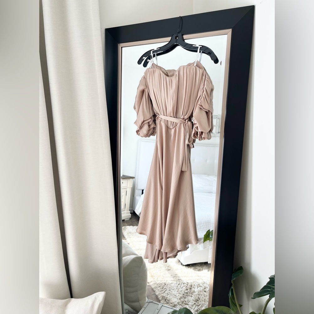 NWT, Bardot, off shoulder dress,bell sleeves, XSmall